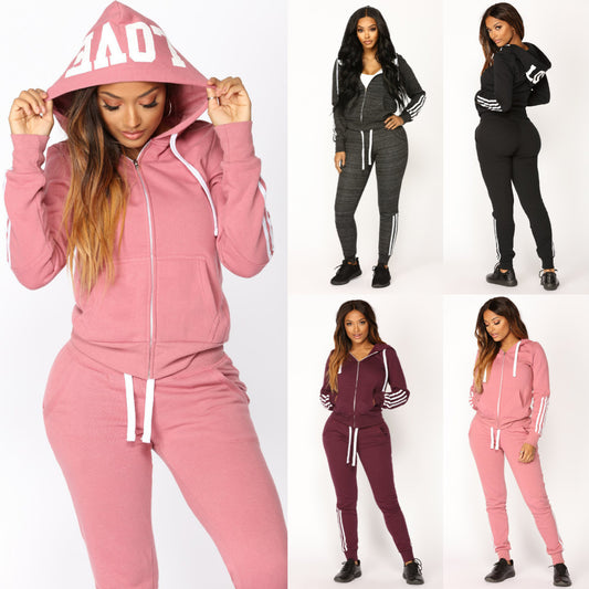 A long-sleeved sweater set