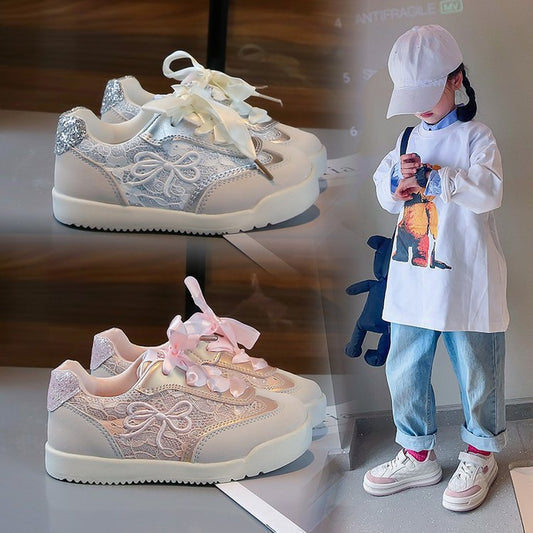 P Spring and Autumn New Girls Board Shoes Medium and Older Children Ultra Light Girls Sneakers Running Shoes