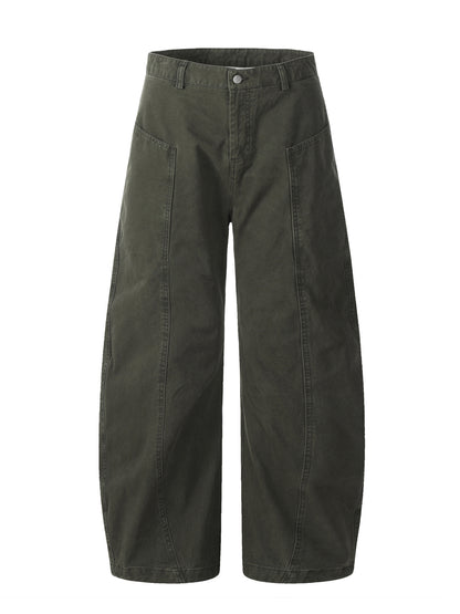 A baggy trousers