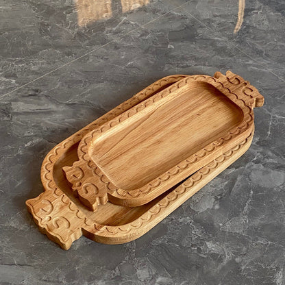 A Ethnic style characteristic pattern fruit plate solid wood carving