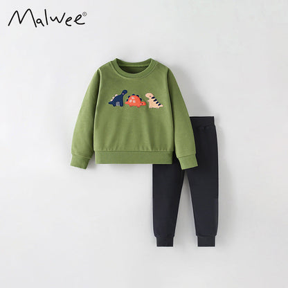 A children's and teenagers' sweater suit