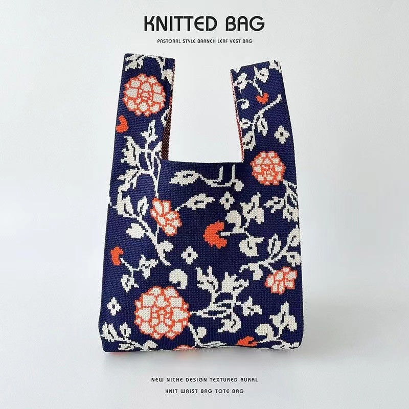 A Internet celebrity handbag women's knitted wool bucket bag Japanese and Korean version versatile hand carry casual tote bag box lunch bag y