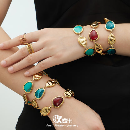 A bracelet jewelry