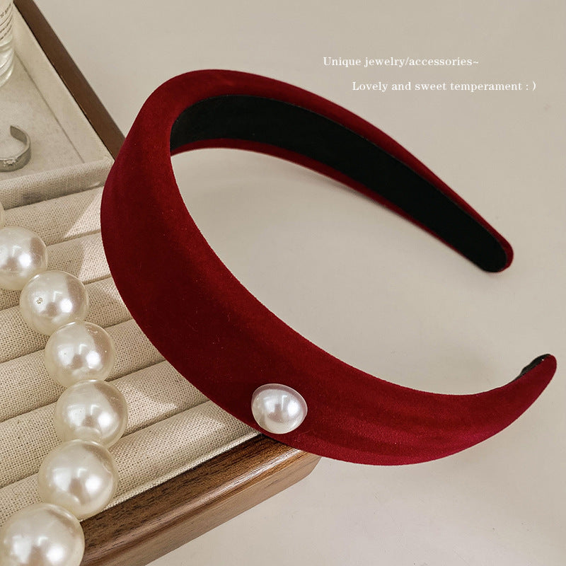 A winter new year retro red velvet headband female Internet celebrity pressure hair wide edge hair accessories high cranium simple temperament headband