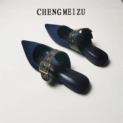 A women's temperament pointed slippers summer sandals