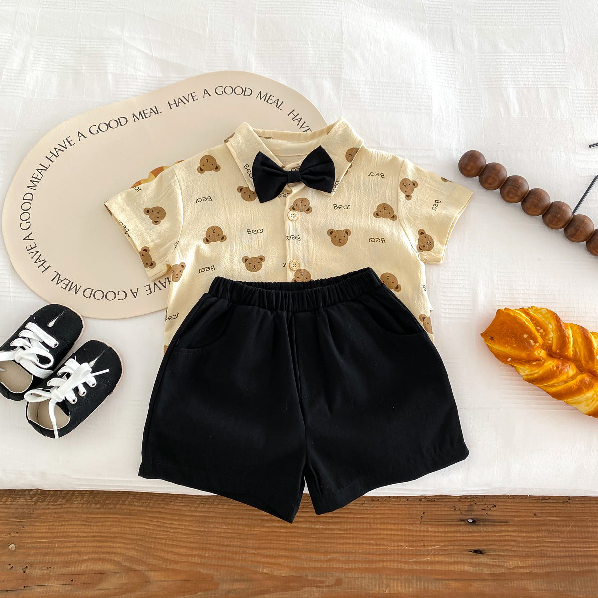 A 2024 Summer Boys Gentlemen's Necktie Short sleeved Shirt Shorts Set for Children's Korean Little Bear Print Two Piece Set - Mixbatch