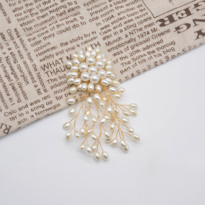 A Autumn and winter temperament elegant hand-woven gypsy pearl fringed brooch pin jacket suit corsage women's accessories - Mixbatch
