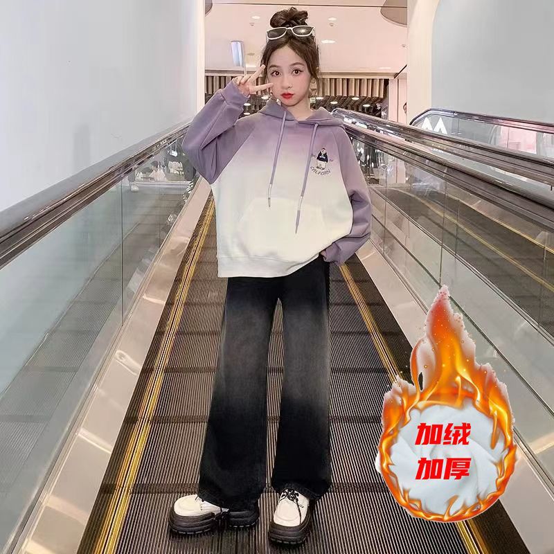 A children's and teenagers' sweater