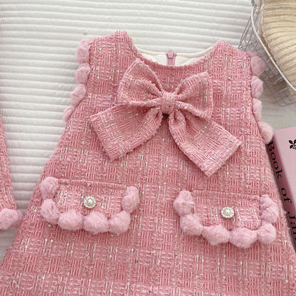 A children's and teenagers' suit