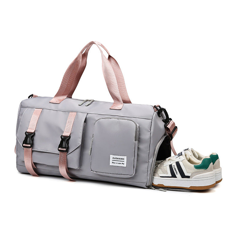 A Large capacity multifunctional messenger bag