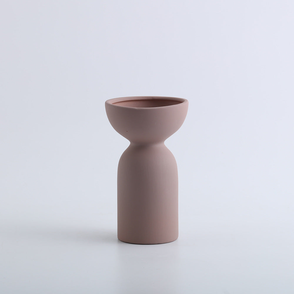 A ceramic vase decorative ornament