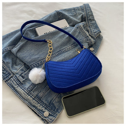 A summer new fresh felt armpit bag indentation fashion single shoulder foreign style small square bag