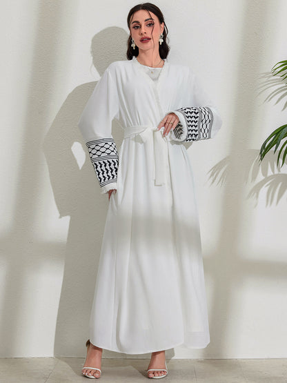 Middle Eastern Muslim Clothing Fashion Elegant Pocket Cardigan Embroidery Contrast Color Black and White Dress Robe - Mixbatch