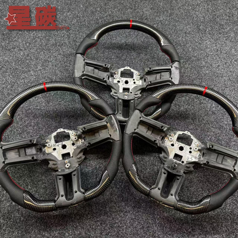 A Suitable for Mustang 10 to 14 style real carbon steering wheel