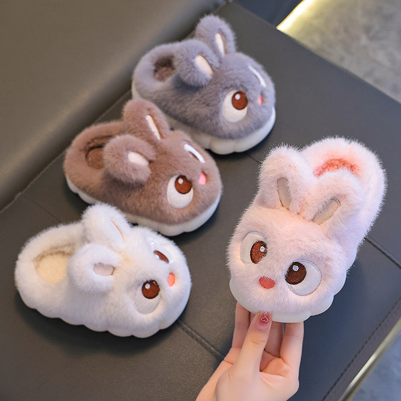 A children's thermal slippers