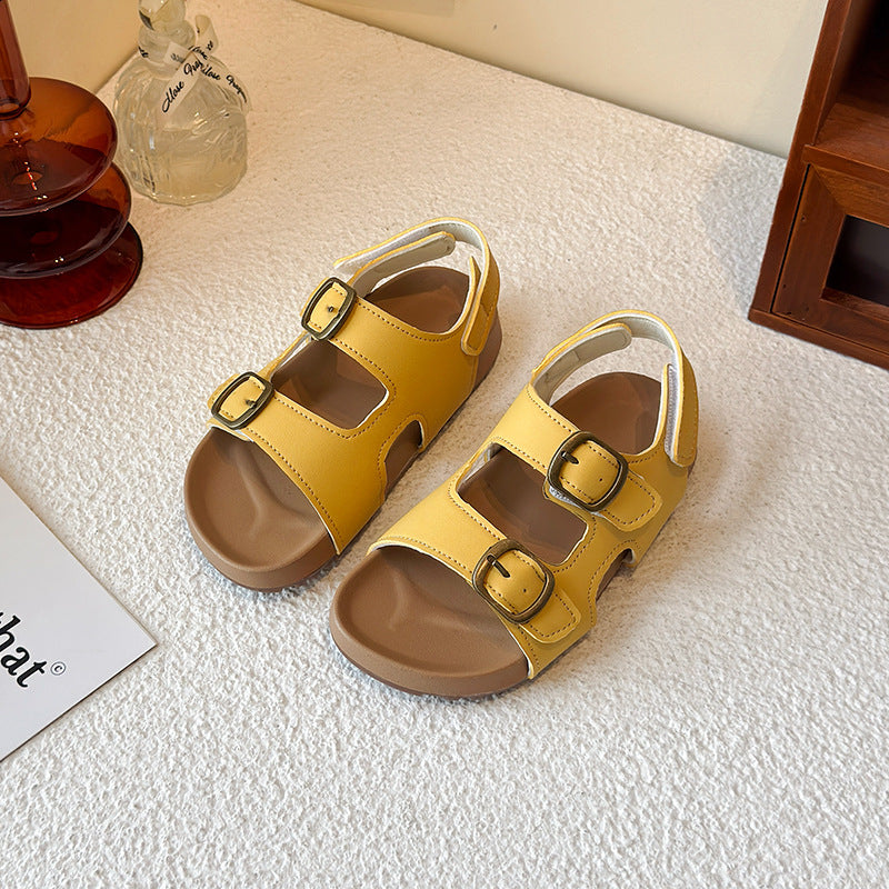 A sandals summer children