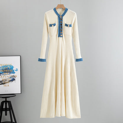 A long-sleeved autumn and winter dress
