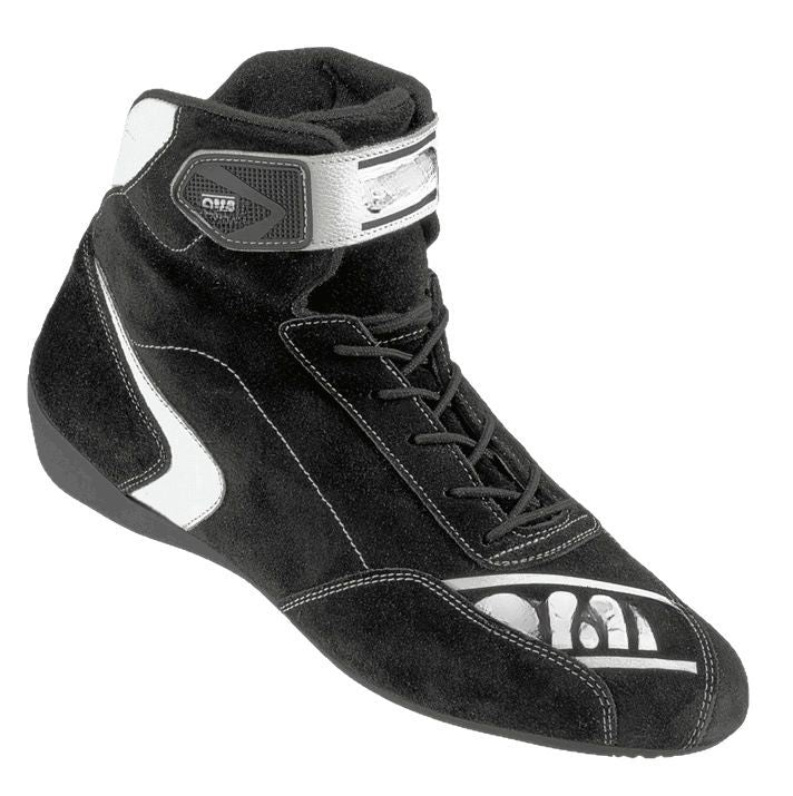 A racing shoe