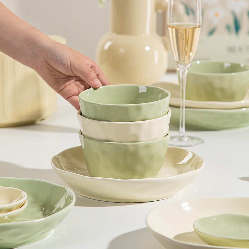 A Underglaze ceramic tableware