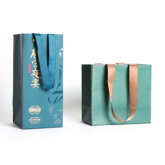 A paper bag customization