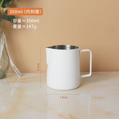 A 304 stainless steel pointed mouth latte cup with graduated coffee latte tank milk foam cup 350/600/900ml