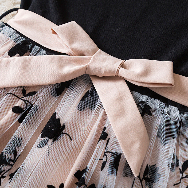 A European and American style girls spring and summer new dress flying sleeves black top splicing mesh floral skirt