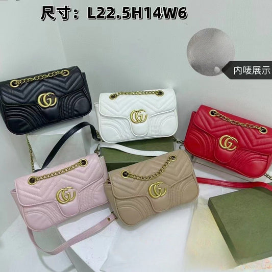 A Classic Women's Shoulder Crossbody Chain Wave Pattern Bag Fashion Versatile Trend Daily Matching Commuter Use Wholesale