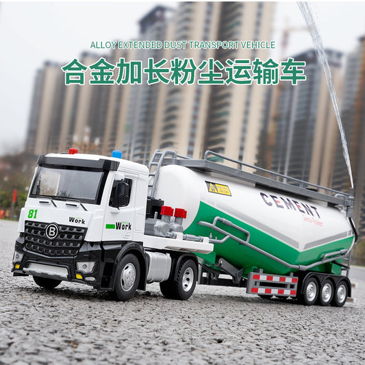 A 1:18 Alloy Metal Car Model Ornament