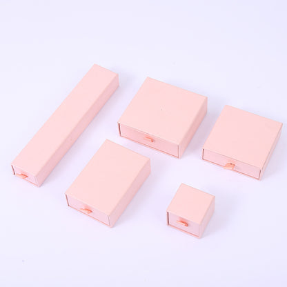 A Customized LOGO jewelry box