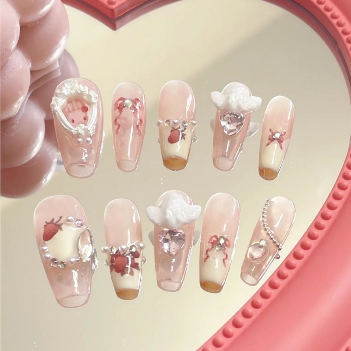 A Yi Yi Dance 30 pieces Handmade white moonlight cat eye manicure pieces Gentle temperament cat eye aurora wearing armor Xiaohongshu explosion - Mixbatch