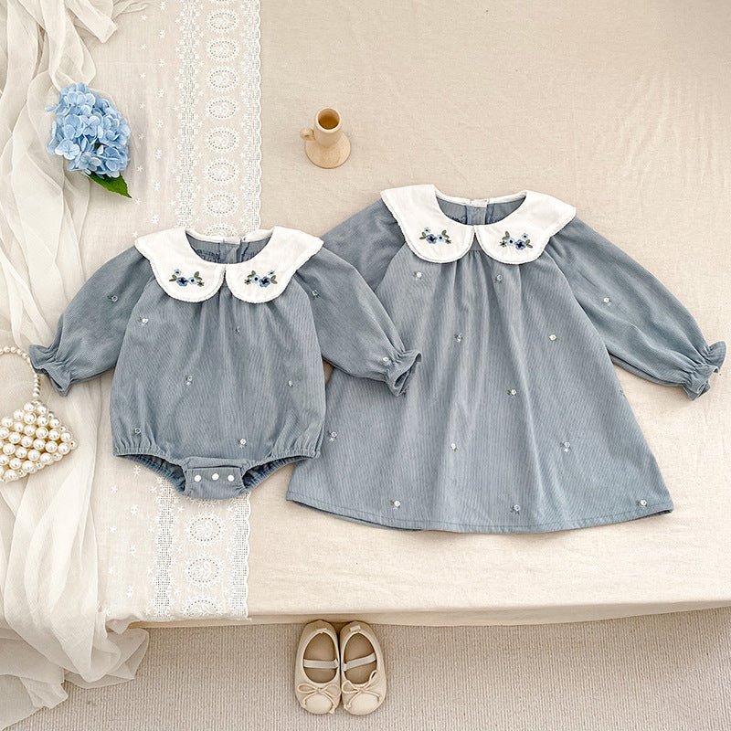 A Children's clothes