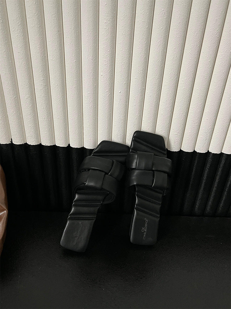 A Open-toed Square Head Flat Bottom Women's Summer Slippers
