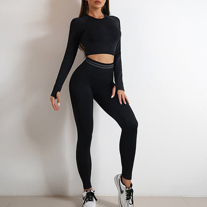 A Seamless knitted slim fit hip lift moisture wicking sports fitness clothes beautiful back fitness bra yoga clothes set