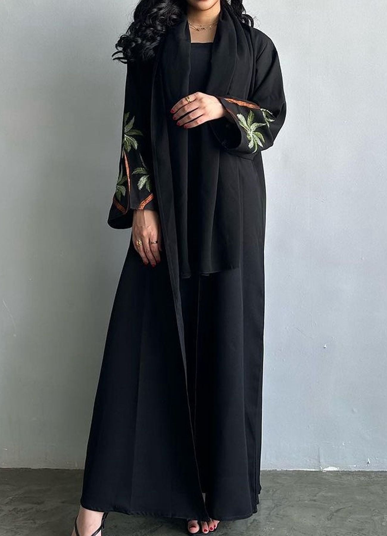New Middle Eastern Muslim Fashion Elegant Long Sleeve Cardigan Embroidered Dress Robe - Mixbatch