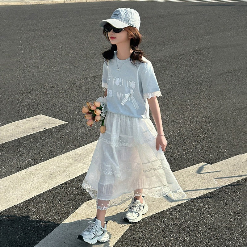 A girls summer suit new children's foreign style Korean version medium and older children's short-sleeved T-shirt half-body lace cake skirt t