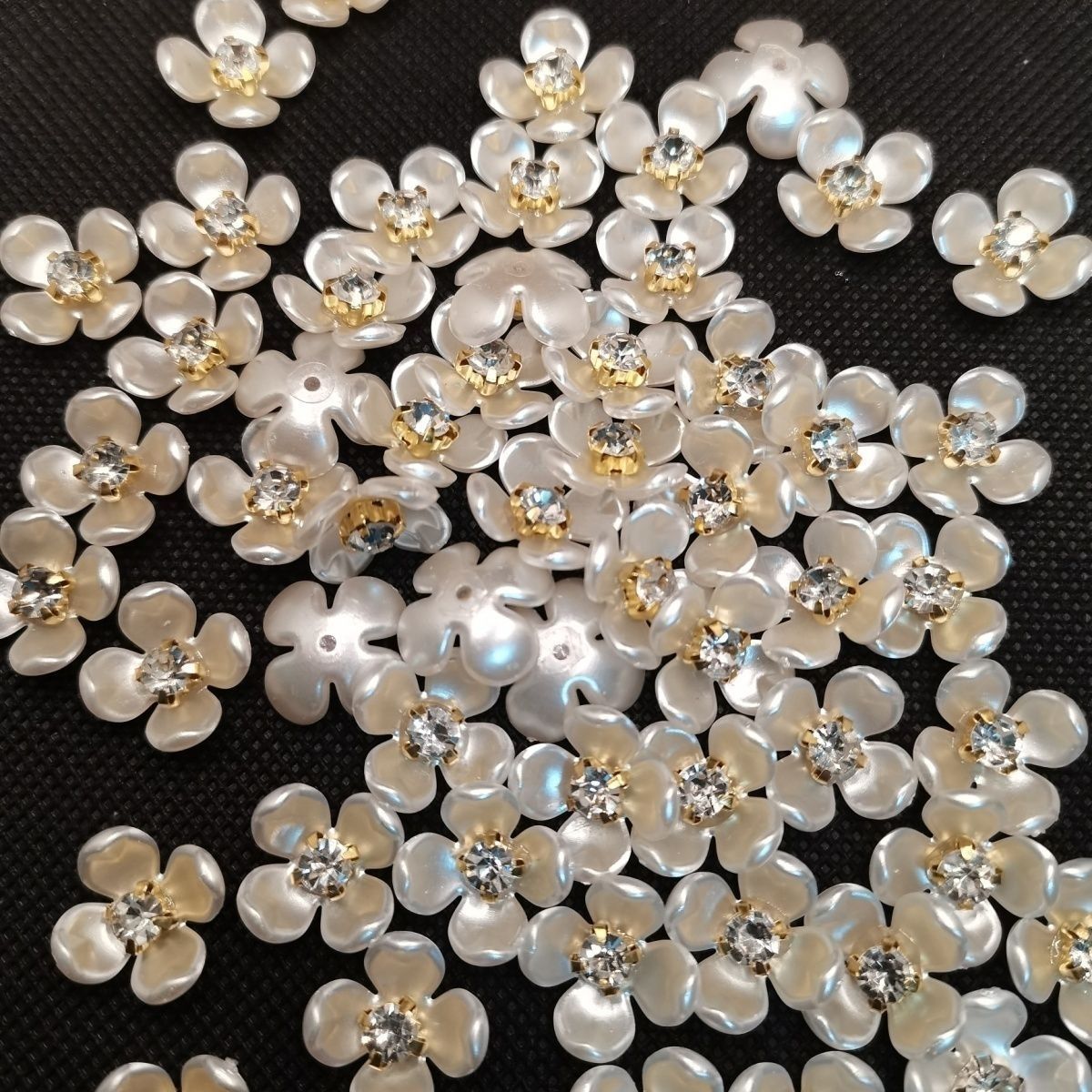 A five small flowers single claw DIY handmade material hairpin accessories five petals small flowers with drill plastic four petals flower point drill - Mixbatch