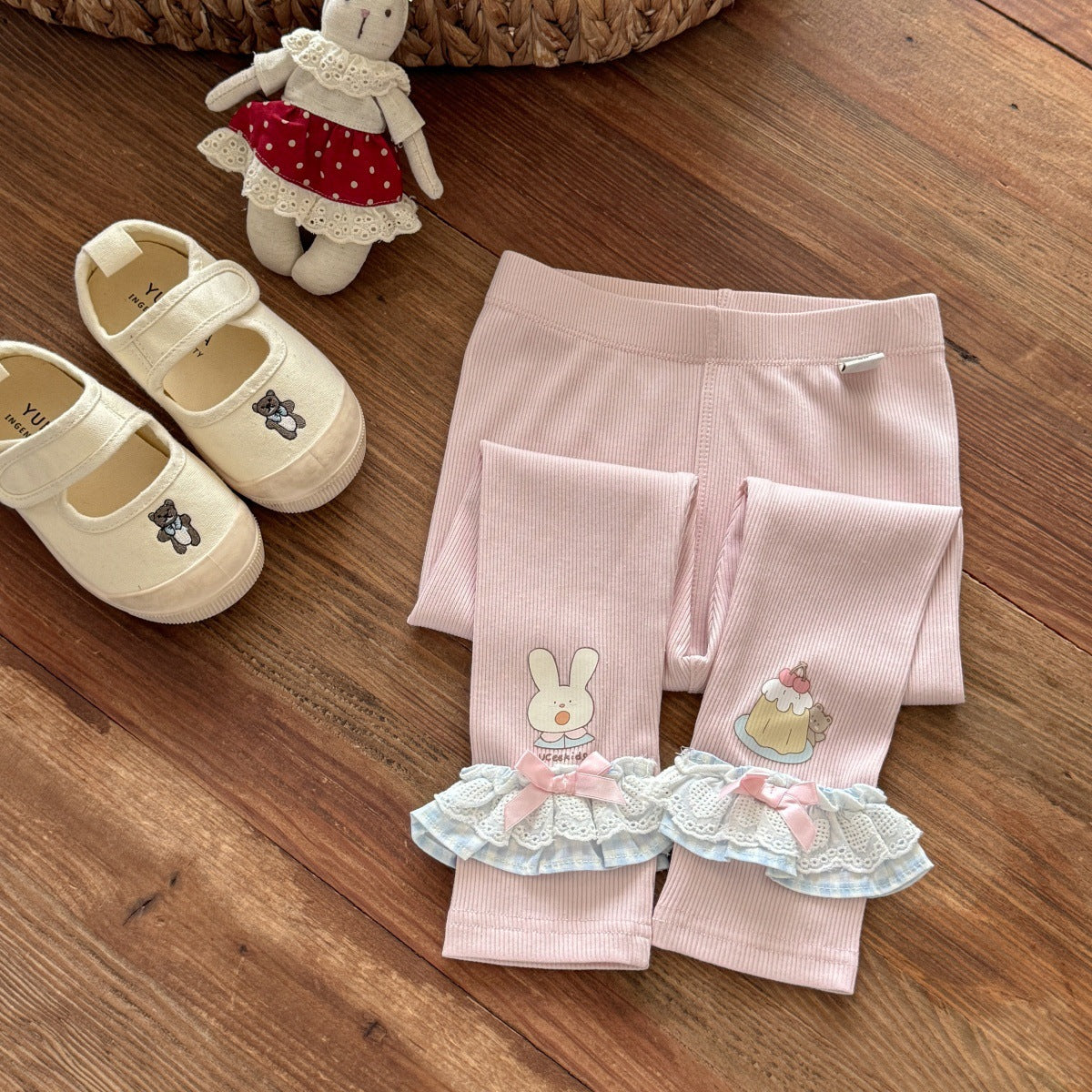 A Children's leggings