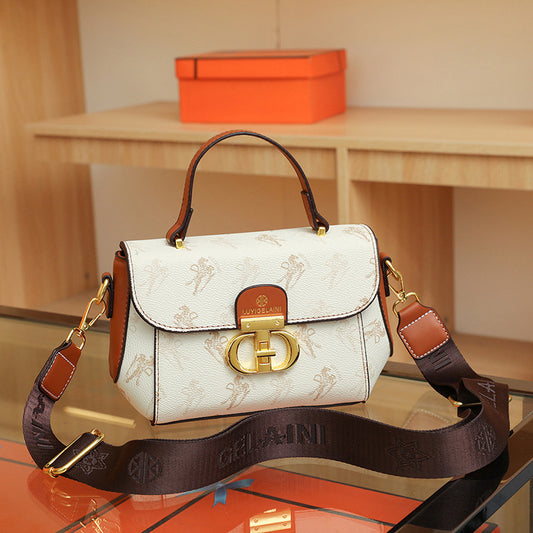 A small bag women's new Korean version of fashion temperament printing high sense niche versatile casual shoulder messenger bag