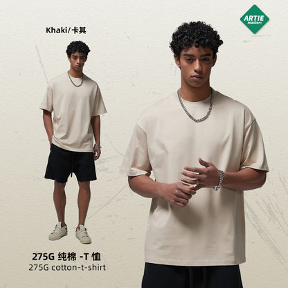 A loose multi-color short-sleeved solid color T-shirt
