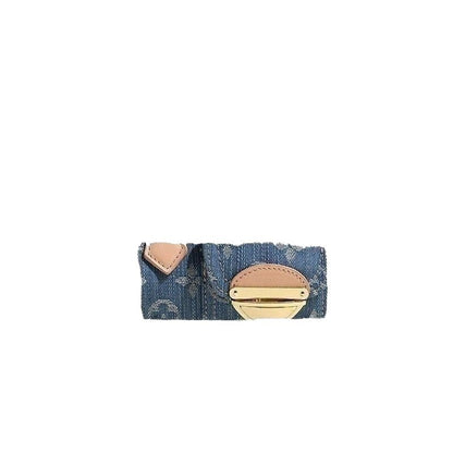 A denim bag cylinder bag