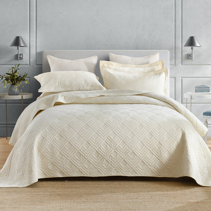 A bed cover bed three-piece set oversea