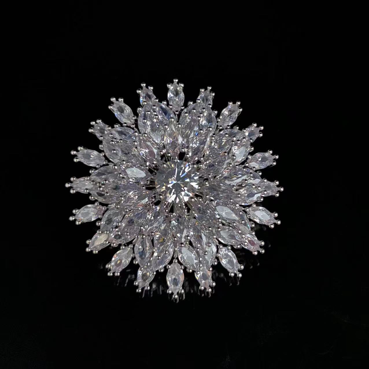 A new shining starry sky zircon big flower brooch women's high-end exquisite suit accessories pin sweater corsage - Mixbatch