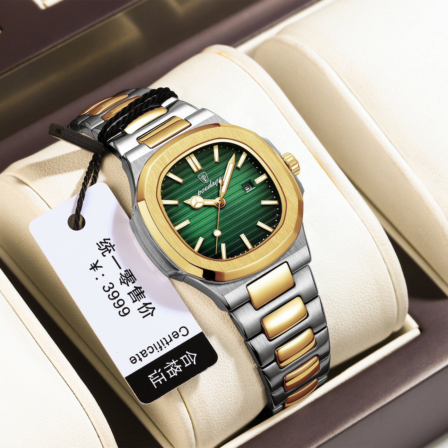 A luxury new ladies watch ultra-thin luminous quartz watch