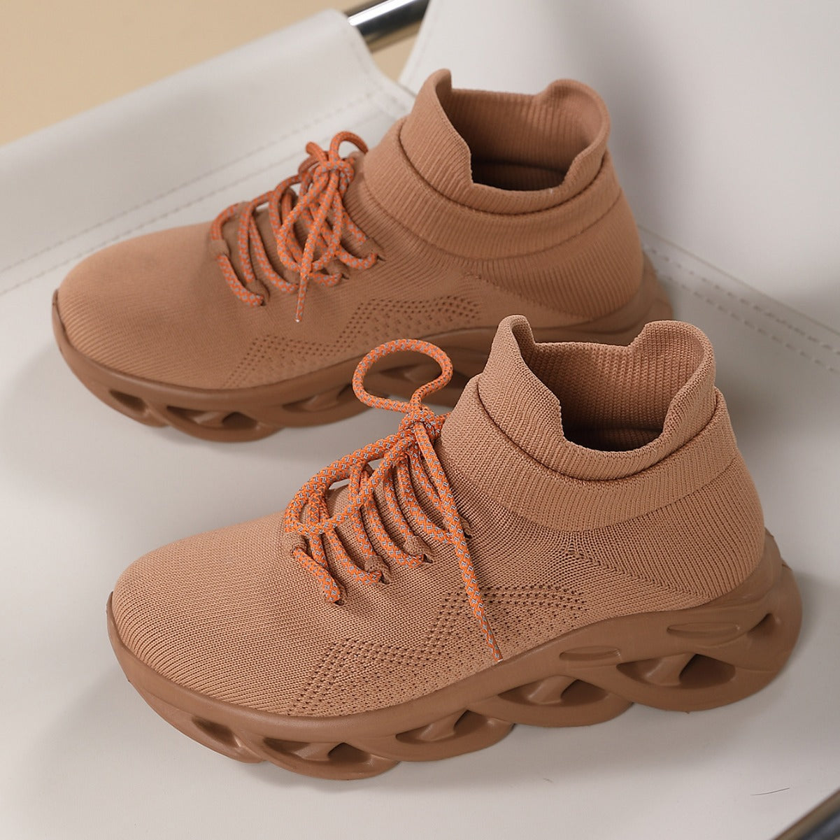 A sports shoes are the same for men and women
