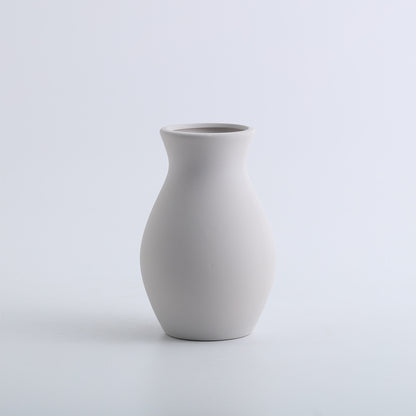 A ceramic vase decorative ornament