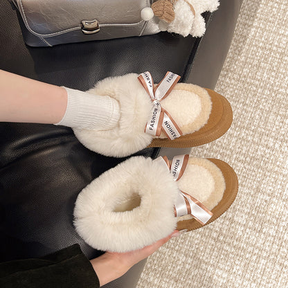 A warm snow boot