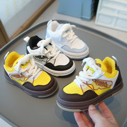 A children's sports shoes