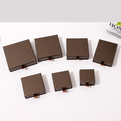A Customized LOGO jewelry box