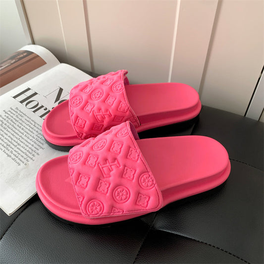 A versatile thick-bottomed muffin soft-bottomed non-slip niche cold slippers
