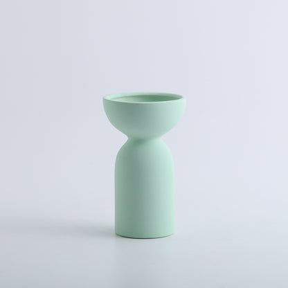 A ceramic vase decorative ornament